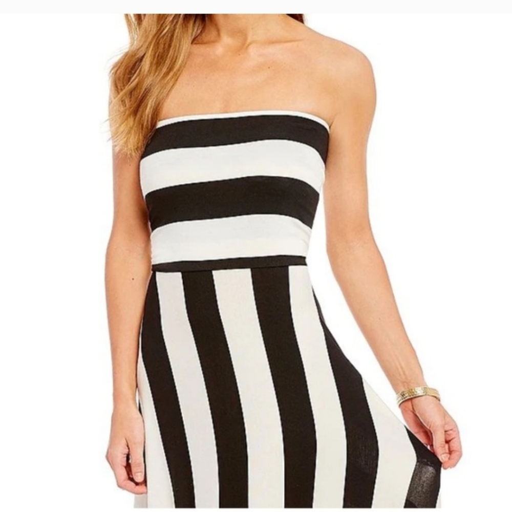 Elan Monochrome Strapless Dress